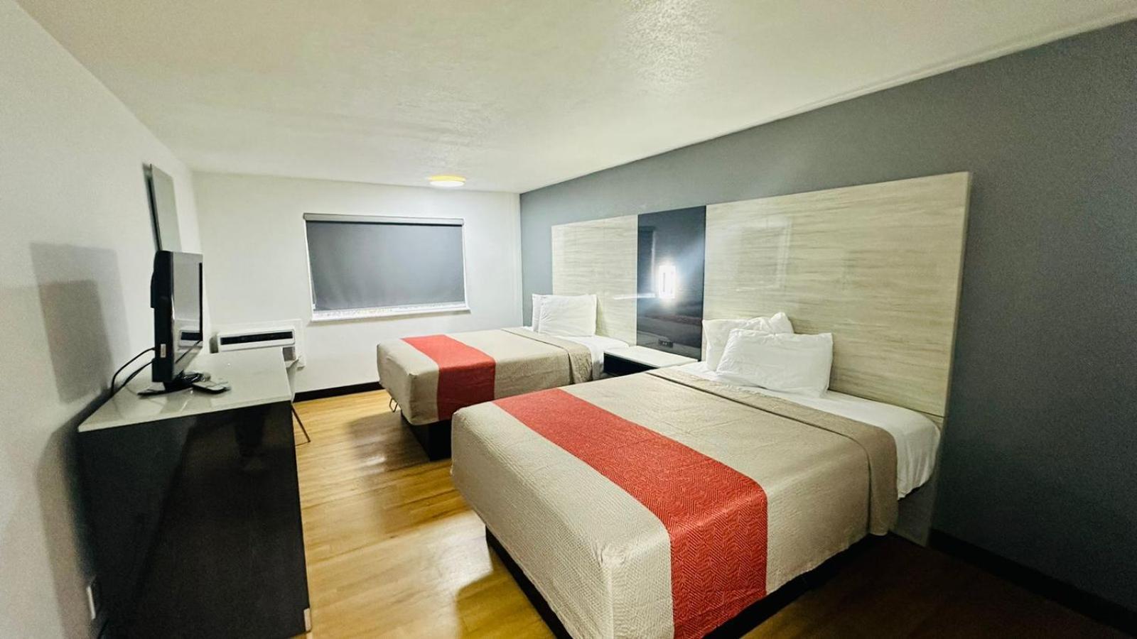 Motel Evergreen & (adults Only)